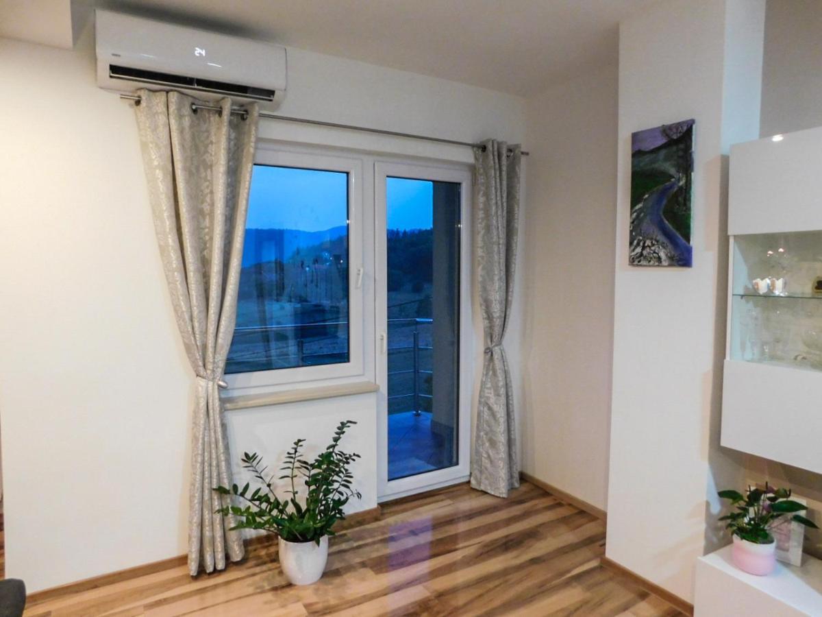 Apartman Lara Otočac Exterior foto