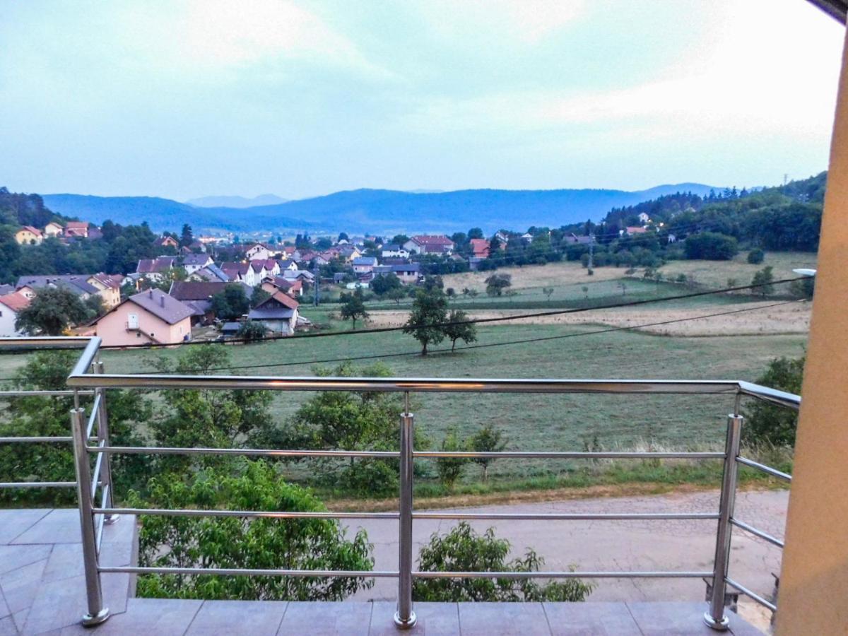 Apartman Lara Otočac Exterior foto